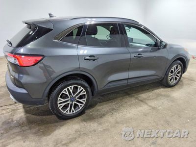 Trzecie zdjęcie samochodu z tyłu: 2020 FORD ESCAPE SEL VIN:1FMCU9H68LUB78181 - miniatura