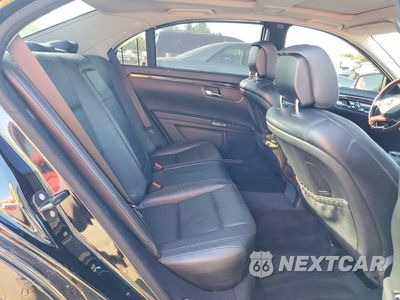 Zdjęcie 10 z 12 samochodu: 2012 MERCEDES-BENZ S 550 4MATIC VIN:WDDNG9EB8CA475156 - miniatura