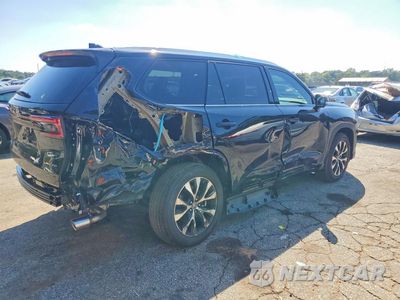 Trzecie zdjęcie samochodu z tyłu: 2026 TOYOTA GRAND HIGHLANDER HYBRID MAX LIMITED VIN:5TDADAB52TS048012 - miniatura