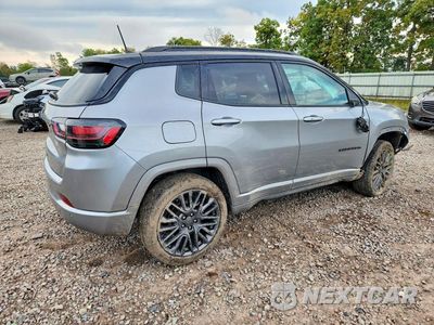 Trzecie zdjęcie samochodu z tyłu: 2024 JEEP COMPASS LIMITED VIN:3C4NJDCNXRT599779 - miniatura