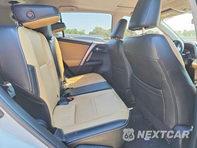 Zdjęcie 10 z 12 samochodu: 2017 TOYOTA RAV4 XLE VIN:JTMWFREV3HJ118079 - miniatura