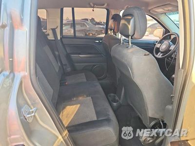 Zdjęcie 11 z 13 samochodu: 2015 JEEP COMPASS SPORT VIN:1C4NJCBA4FD131167 - miniatura