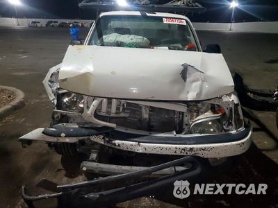 Piąte zdjęcie samochodu w środku: 2004 TOYOTA TACOMA BASE VIN:5TENL42N64Z450044 - miniatura