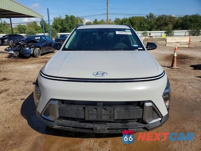 Piąte zdjęcie samochodu w środku: 2026 HYUNDAI KONA SEL SPORT VIN:KM8HF3AB9TU488747 - miniatura