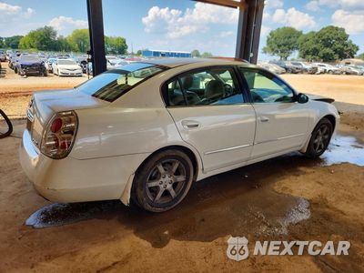 Trzecie zdjęcie samochodu z tyłu: 2005 NISSAN ALTIMA 2.5 VIN:1N4AL11D55C389376 - miniatura