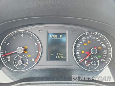 Zdjęcie 9 z 12 samochodu: 2015 VOLKSWAGEN PASSAT S VIN:1VWAT7A38FC088684 - miniatura