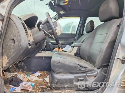 Zdjęcie 7 z 12 samochodu: 2011 FORD ESCAPE XLT VIN:1FMCU0DG7BKC29741 - miniatura