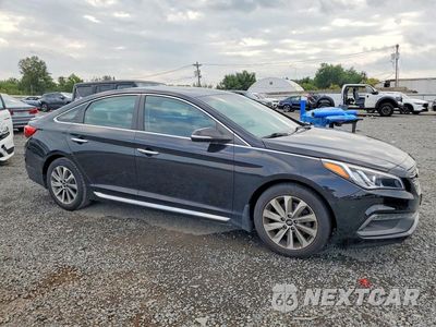 Czwarte zdjęcie samochodu z boku: 2017 HYUNDAI SONATA SPORT VIN:5NPE34AFXHH587104 - miniatura