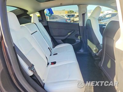 Zdjęcie 11 z 13 samochodu: 2024 TESLA MODEL Y VIN:7SAYGDED1RF076359 - miniatura