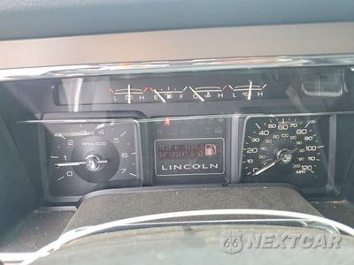 Zdjęcie 9 z 13 samochodu: 2012 LINCOLN NAVIGATOR VIN:5LMJJ2J53CEL05046 - miniatura