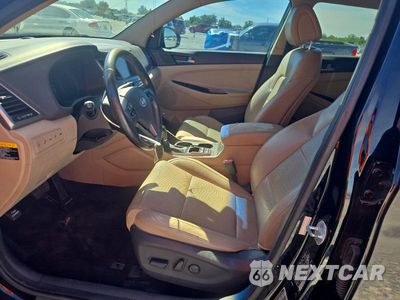 Zdjęcie 7 z 12 samochodu: 2016 HYUNDAI TUCSON LIMITED VIN:KM8J33A24GU071200 - miniatura