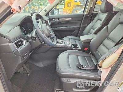 Zdjęcie 7 z 13 samochodu: 2025 MAZDA CX-5 PREMIUM PLUS VIN:JM3KFBEM0S0761880 - miniatura