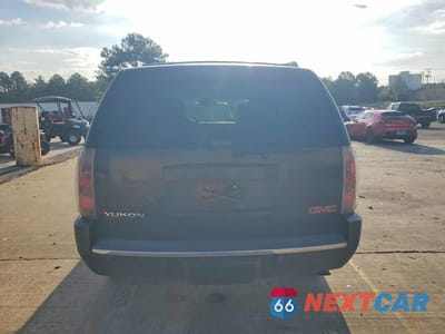 Zdjęcie 6 z 13 samochodu: 2013 GMC YUKON DENALI VIN:1GKS1EEFXDR328550 - miniatura