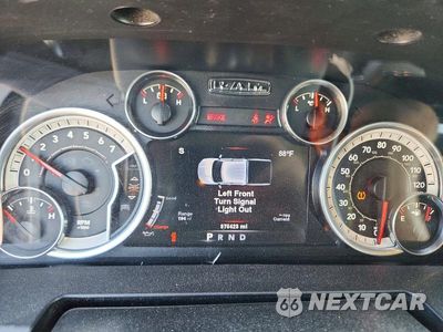 Zdjęcie 9 z 12 samochodu: 2013 RAM 1500 SLT VIN:1C6RR7TTXDS710035 - miniatura