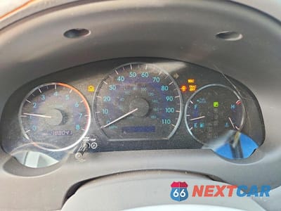 Zdjęcie 9 z 13 samochodu: 2006 TOYOTA SIENNA VIN:5TDZA22C96S463378 - miniatura