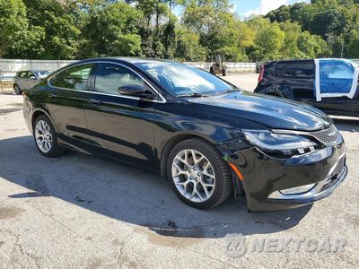 Czwarte zdjęcie samochodu z boku: 2015 CHRYSLER 200 C VIN:1C3CCCEG4FN757401 - miniatura