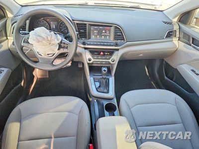 Zdjęcie 8 z 13 samochodu: 2018 HYUNDAI ELANTRA SEL VIN:5NPD84LF5JH322350 - miniatura