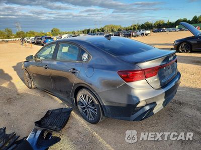Drugie zdjęcie samochodu z przodu: 2022 KIA FORTE GT LINE VIN:3KPF54AD0NE477711 - miniatura