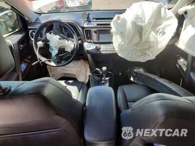 Zdjęcie 8 z 13 samochodu: 2017 TOYOTA RAV4 HV LIMITED VIN:JTMDJREV7HD072406 - miniatura