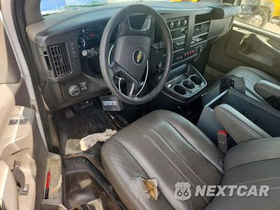 Zdjęcie 8 z 12 samochodu: 2015 CHEVROLET EXPRESS G2500 VIN:1GCWGFCF5F1129850 - miniatura