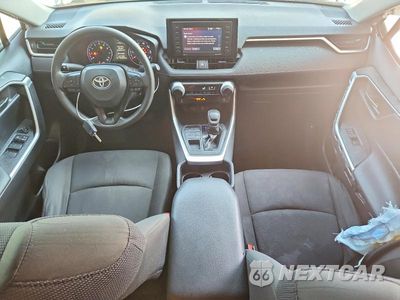 Zdjęcie 8 z 13 samochodu: 2020 TOYOTA RAV4 LE VIN:JTMF1RFV7LD057470 - miniatura