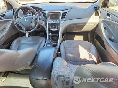 Zdjęcie 8 z 12 samochodu: 2011 HYUNDAI SONATA SE VIN:5NPEC4AC3BH063032 - miniatura