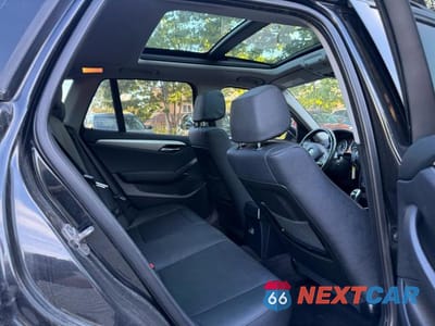Zdjęcie 6 z 10 samochodu: 2014 BMW X1 XDRIVE28I VIN:WBAVL1C57EVY21727 - miniatura