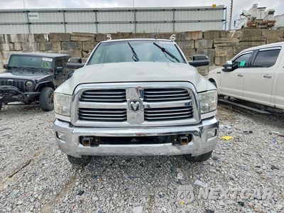 Piąte zdjęcie samochodu w środku: 2015 RAM 2500 SLT VIN:3C6UR5JJ8FG563644 - miniatura