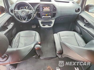 Zdjęcie 8 z 13 samochodu: 2018 MERCEDES-BENZ METRIS VIN:WD4PG2EEXJ3358111 - miniatura