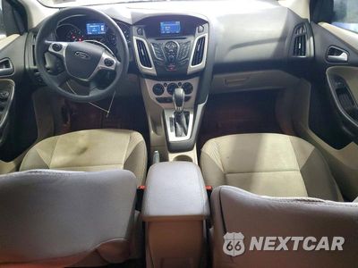 Zdjęcie 8 z 12 samochodu: 2014 FORD FOCUS SE VIN:1FADP3F22EL286288 - miniatura