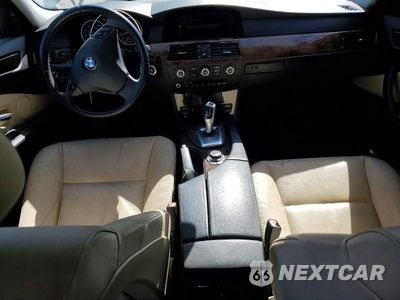 Zdjęcie 8 z 12 samochodu: 2010 BMW 528 I VIN:WBANU5C51AC128114 - miniatura