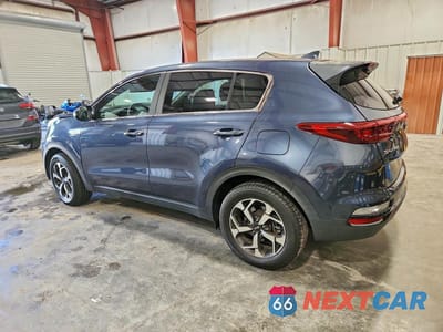 Drugie zdjęcie samochodu z przodu: 2021 KIA SPORTAGE LX VIN:KNDPMCAC9M7881291 - miniatura