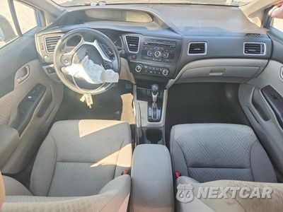 Zdjęcie 8 z 12 samochodu: 2015 HONDA CIVIC LX VIN:19XFB2F51FE064549 - miniatura