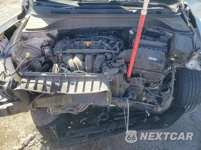 Zdjęcie 11 z 13 samochodu: 2018 HYUNDAI KONA SEL VIN:KM8K62AA0JU159116 - miniatura
