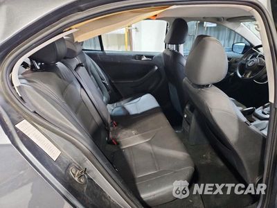 Zdjęcie 10 z 13 samochodu: 2011 VOLKSWAGEN JETTA 4D SE VIN:3VWDZ7AJ4BM348095 - miniatura
