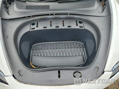 Zdjęcie 11 z 12 samochodu: 2024 TESLA MODEL 3 VIN:5YJ3E1EB2RF813904 - miniatura