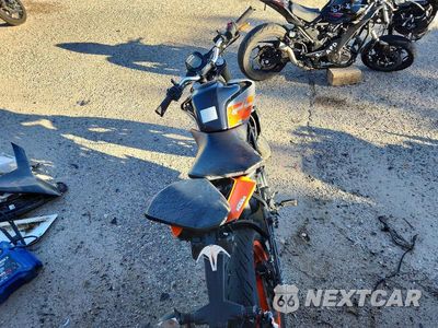 Zdjęcie 6 z 8 samochodu: 2023 KTM 200 DUKE VIN:MD2JPC405PC016872 - miniatura