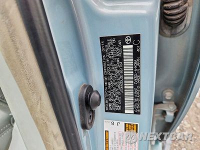 Zdjęcie 12 z 12 samochodu: 2014 TOYOTA PRIUS FOUR VIN:JTDKN3DU3E1861764 - miniatura