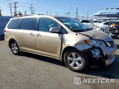 Czwarte zdjęcie samochodu z boku: 2013 TOYOTA SIENNA LE VIN:5TDKK3DC2DS292875 - miniatura