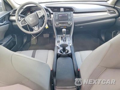 Zdjęcie 8 z 13 samochodu: 2019 HONDA CIVIC LX VIN:2HGFC2F68KH513781 - miniatura