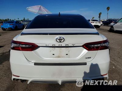 Zdjęcie 6 z 12 samochodu: 2022 TOYOTA CAMRY XSE VIN:4T1K61AK9NU011331 - miniatura