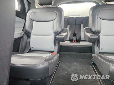 Zdjęcie 10 z 13 samochodu: 2022 FORD EXPLORER XLT VIN:1FMSK7DH2NGB42128 - miniatura