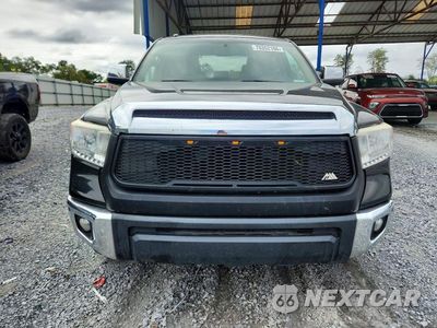 Piąte zdjęcie samochodu w środku: 2016 TOYOTA TUNDRA CREWMAX LIMITED VIN:5TFFW5F13GX203360 - miniatura