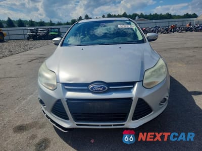Piąte zdjęcie samochodu w środku: 2012 FORD FOCUS SE VIN:1FAHP3K22CL149324 - miniatura