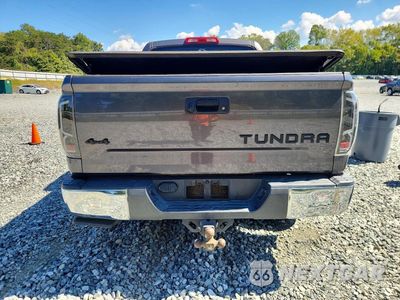 Zdjęcie 6 z 12 samochodu: 2018 TOYOTA TUNDRA CREWMAX SR5 VIN:5TFDW5F18JX741776 - miniatura