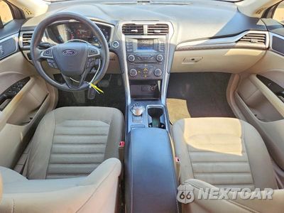 Zdjęcie 8 z 12 samochodu: 2017 FORD FUSION SE VIN:3FA6P0H70HR407227 - miniatura