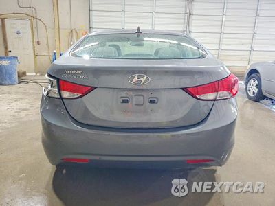 Zdjęcie 6 z 12 samochodu: 2013 HYUNDAI ELANTRA GLS VIN:5NPDH4AE0DH166569 - miniatura