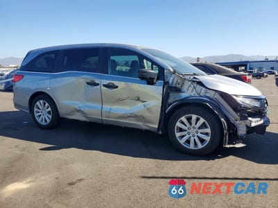 Czwarte zdjęcie samochodu z boku: 2022 HONDA ODYSSEY LX VIN:5FNRL6H2XNB020773 - miniatura