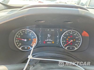 Zdjęcie 9 z 13 samochodu: 2016 JEEP RENEGADE LIMITED VIN:ZACCJBDT4GPD05239 - miniatura
