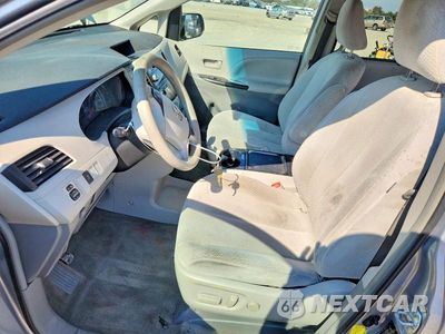 Zdjęcie 7 z 14 samochodu: 2011 TOYOTA SIENNA LE VIN:5TDKK3DC1BS162762 - miniatura